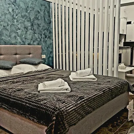 Apartament Anelisse *