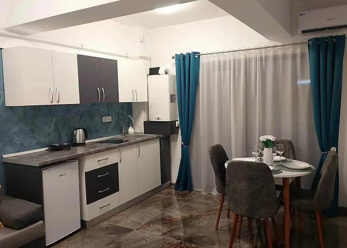 Anelisse * Észak-Eforie